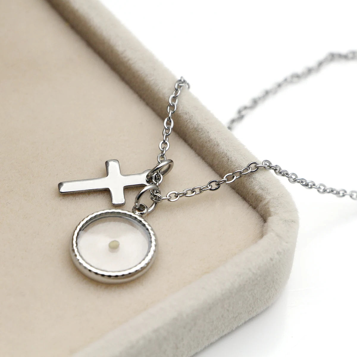Collar Cristiano con Semilla de Mostaza y Cruz – Mateo 17:20